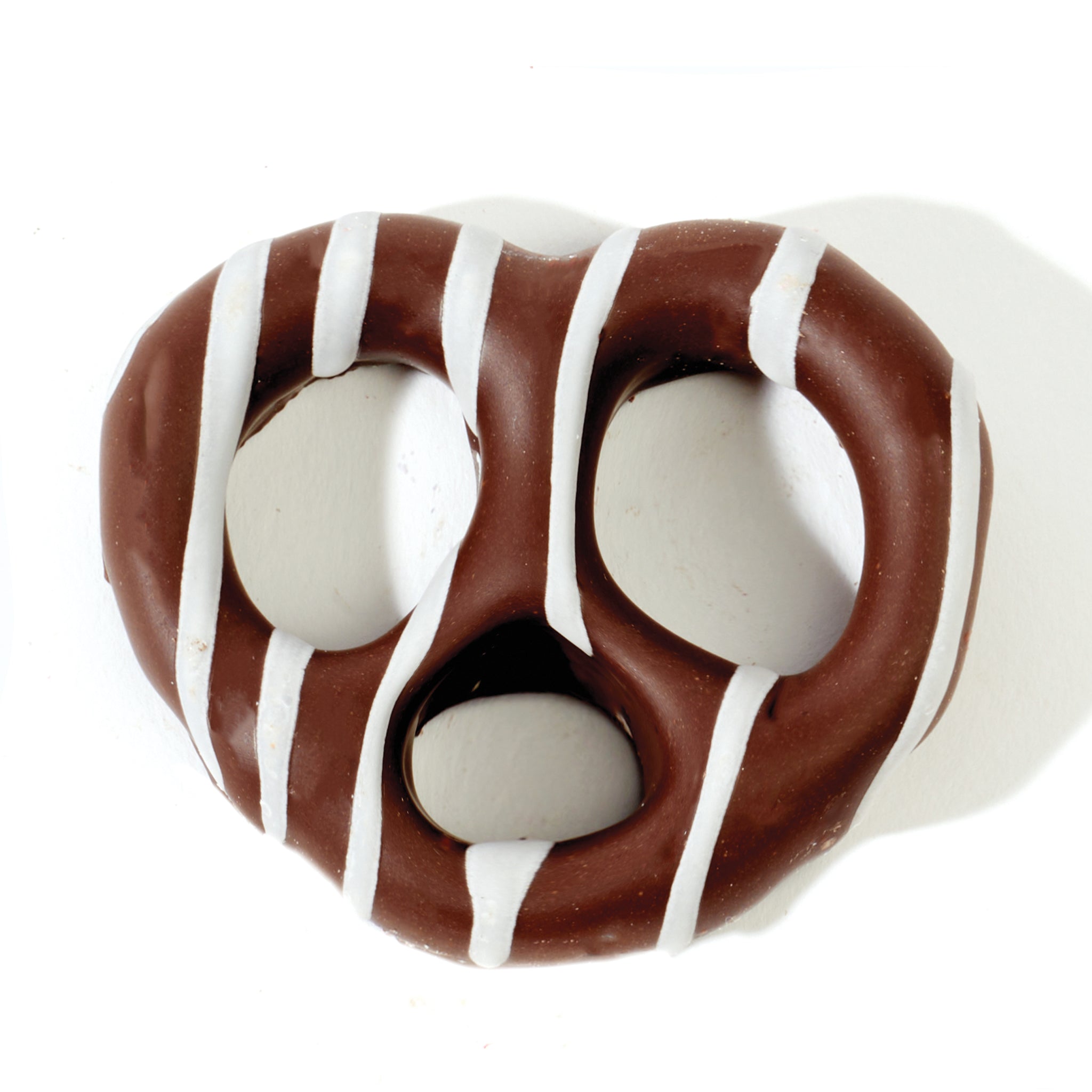 Chocolate Pretzel – White Stringed